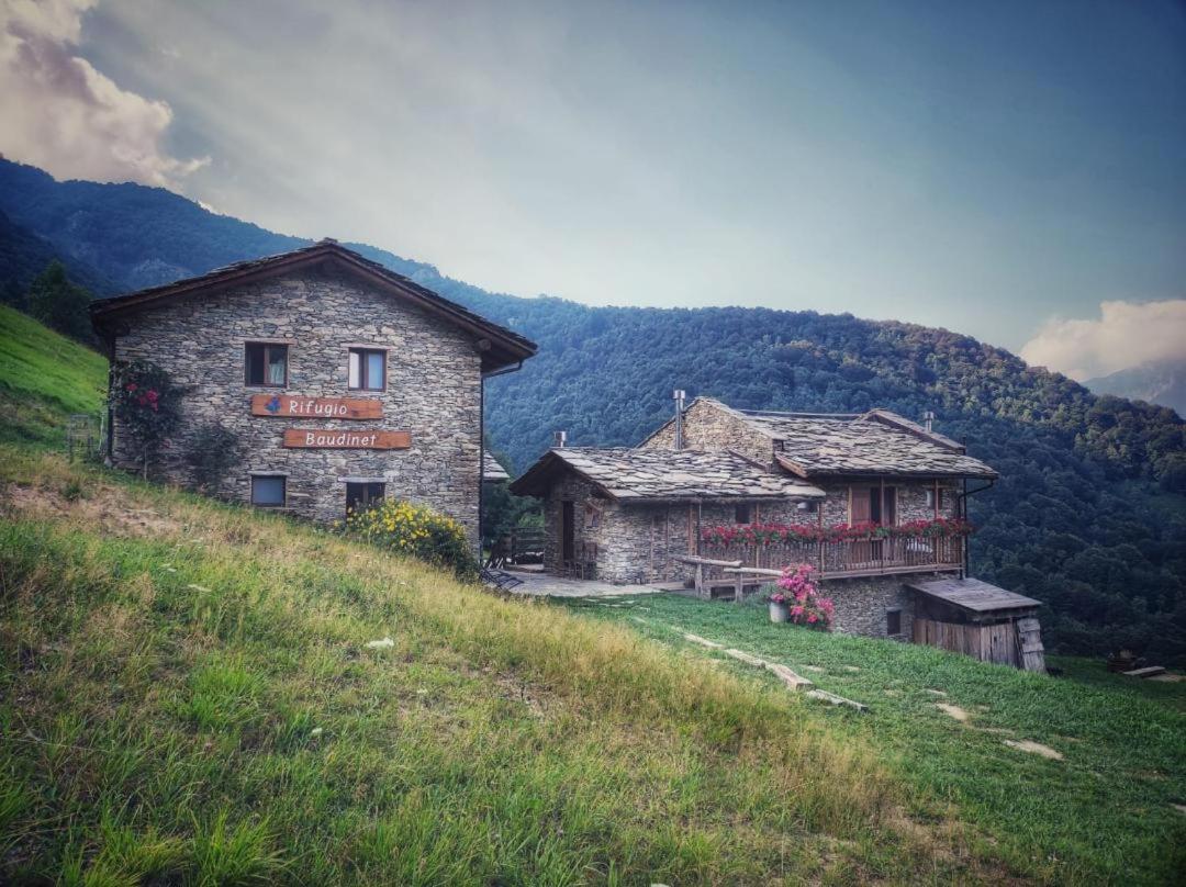 Bed and Breakfast Le Baite di Baudinet - Trek&Relax à Chiusa di Pesio Extérieur photo